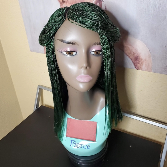 Braidwig - Picture 2 of 6